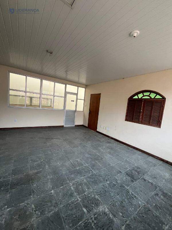 casa para aluguel no Centro: 