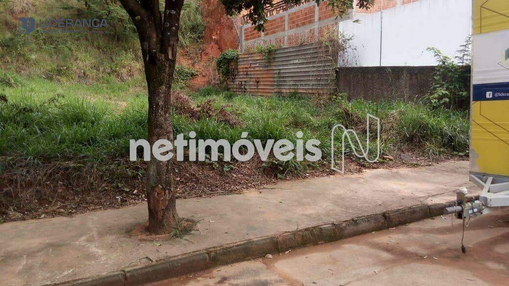 lote à venda no Dário Grossi:  