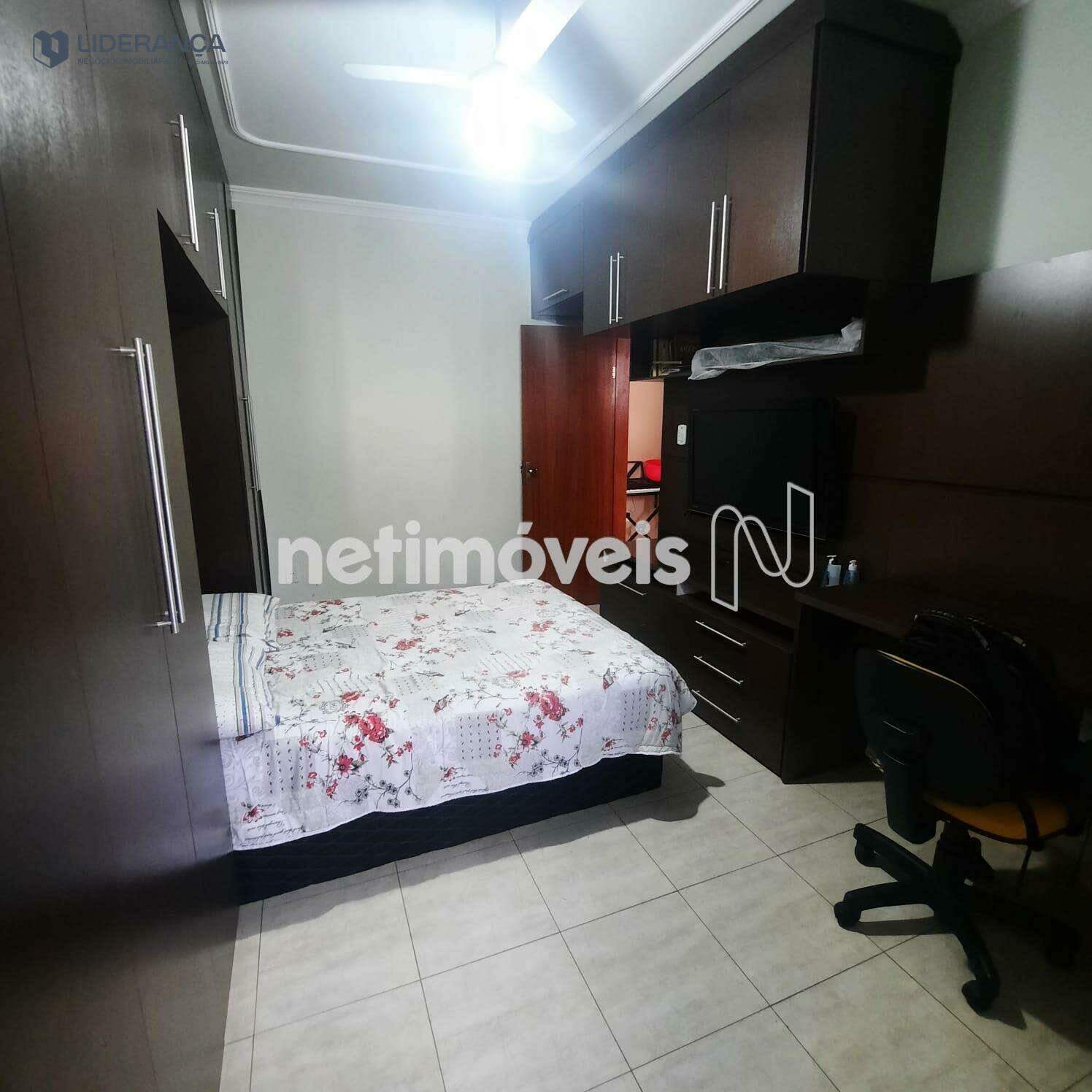 casa à venda no Dário Grossi:  