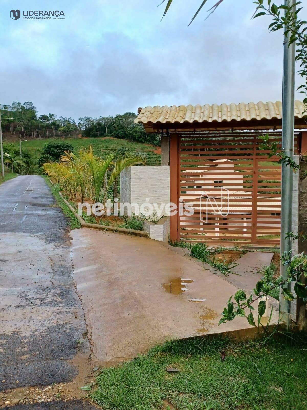 casa à venda no Córrego Rio Preto:  