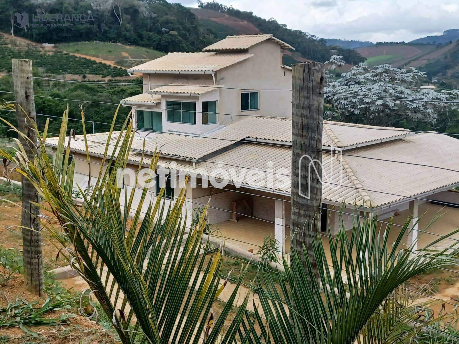 casa à venda no Córrego Rio Preto:  