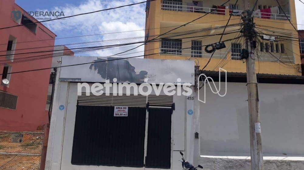ponto comercial à venda no Limoeiro: total de 11 salas e deposito 