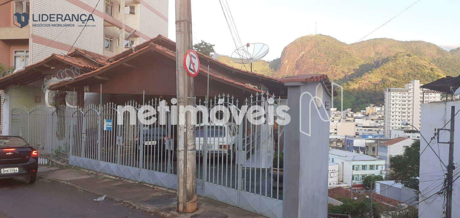 casa à venda no Centro:  