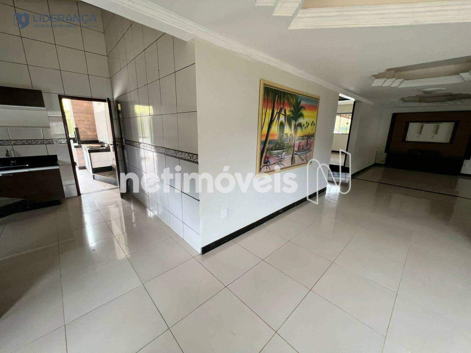 casa em condomínio à venda no Condomínio Residencial Lagoas da Serra:  