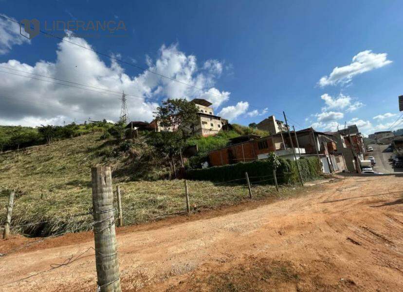 lote à venda no Zacarias: 