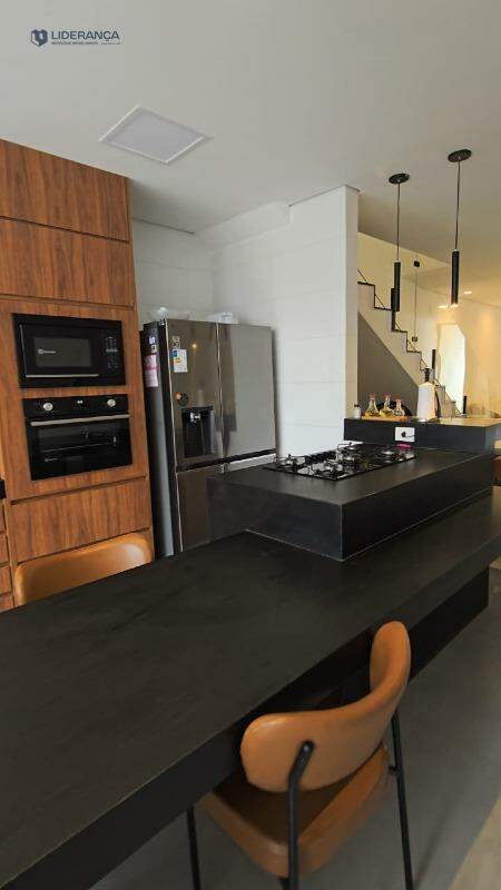 casa à venda no Loteamento Residencial Jardins La vie: 