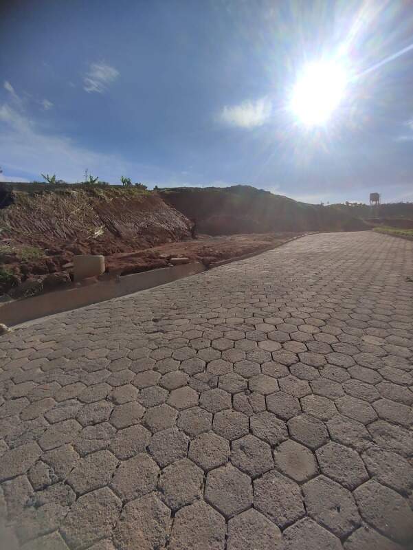 lote à venda no Santa Zita: 