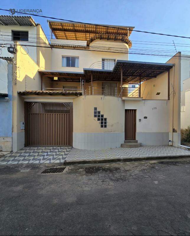 casa à venda no Floresta: 