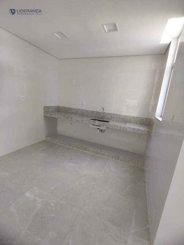 apartamento à venda no Rafael Jose de Lima: 