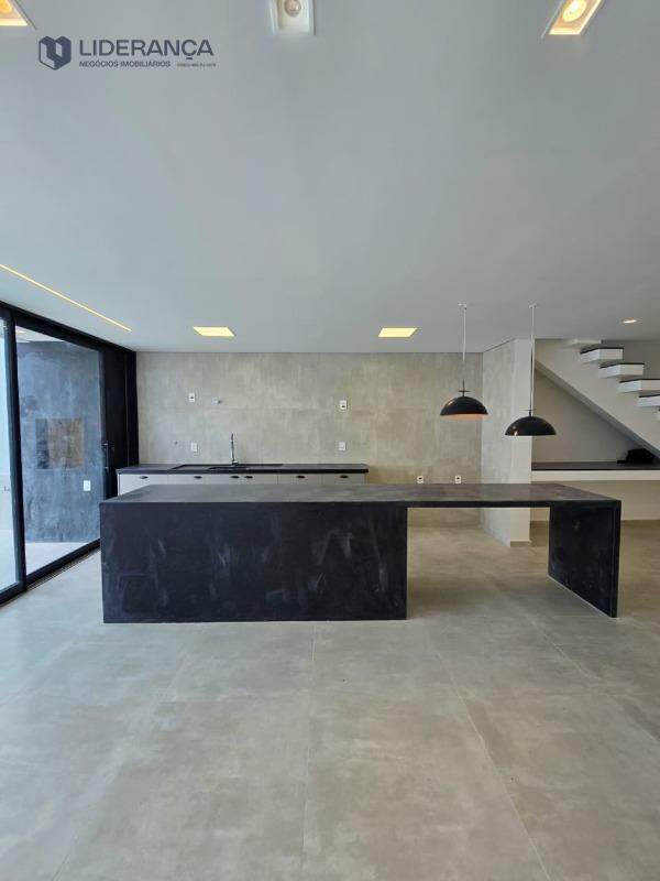 casa geminada à venda no Loteamento Residencial Jardins La vie: 