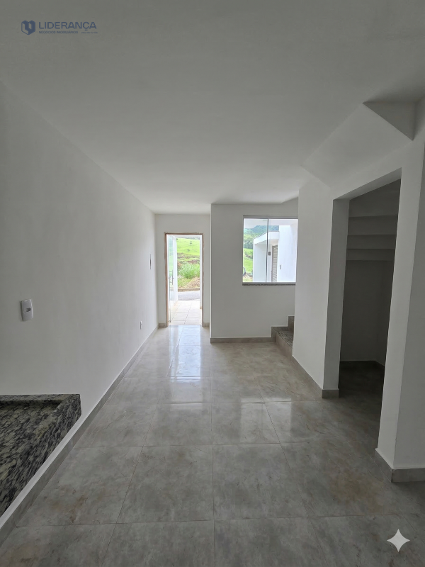 casa geminada à venda no Moacir Maria: 