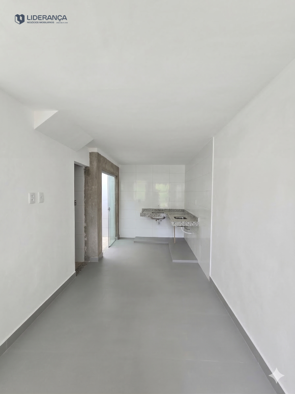 casa geminada à venda no Moacir Maria: 