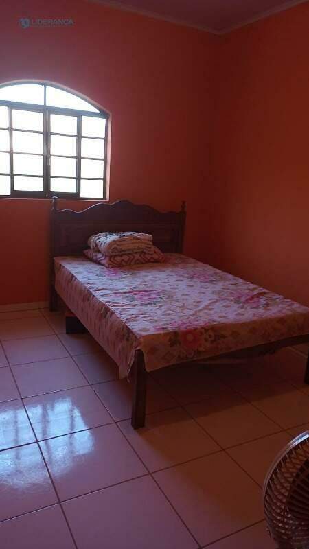 casa à venda no CENTRO: 