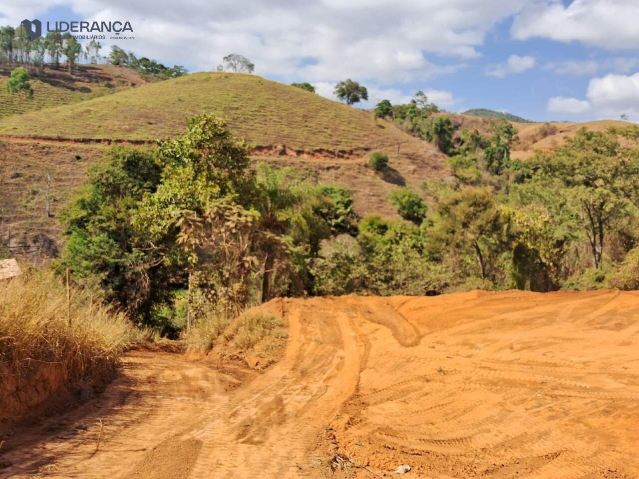 chácara à venda no Distrito Dom Lara: 