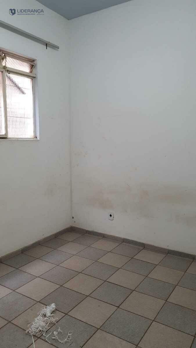 casa à venda no Centro: 