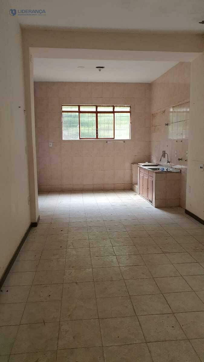 casa à venda no Centro: 