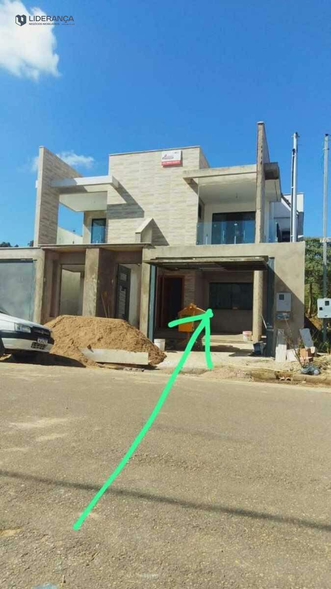 casa geminada à venda no Centrro: 
