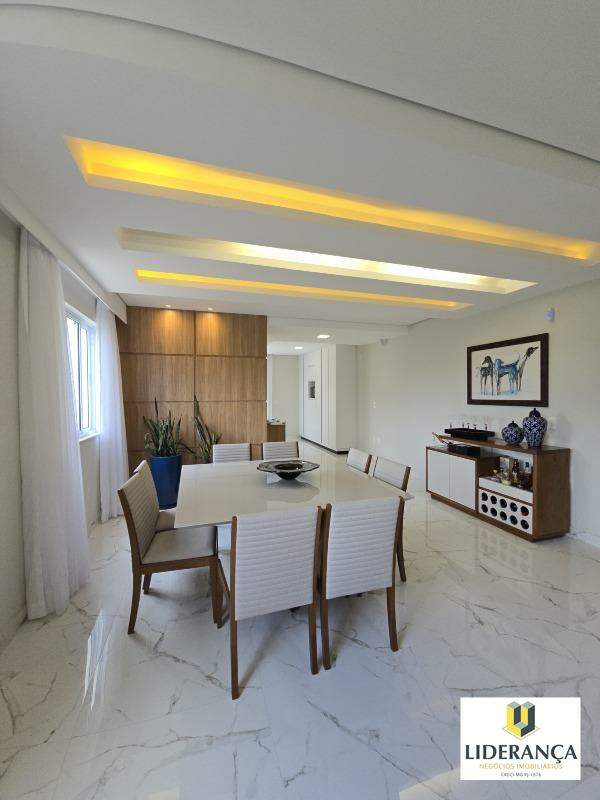 casa em condomínio à venda no Condomínio Residencial Lagoas da Serra: 