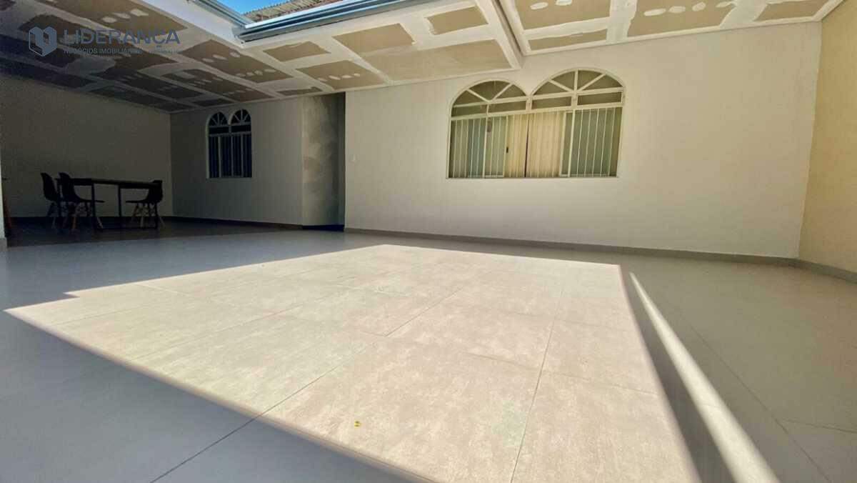 casa à venda no IGUAÇU: 