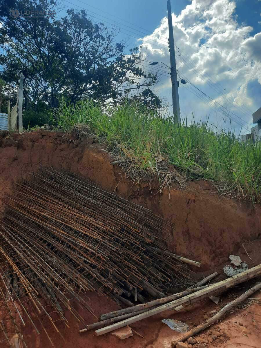 lote à venda no José Moyses Nacif: 