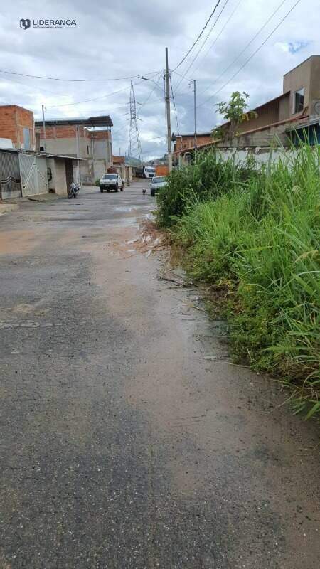 lote à venda no Zacarias: 