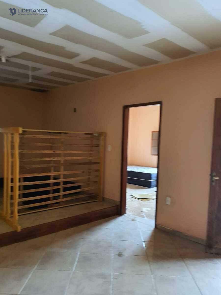 casa em condomínio à venda no Limoeiro: 
