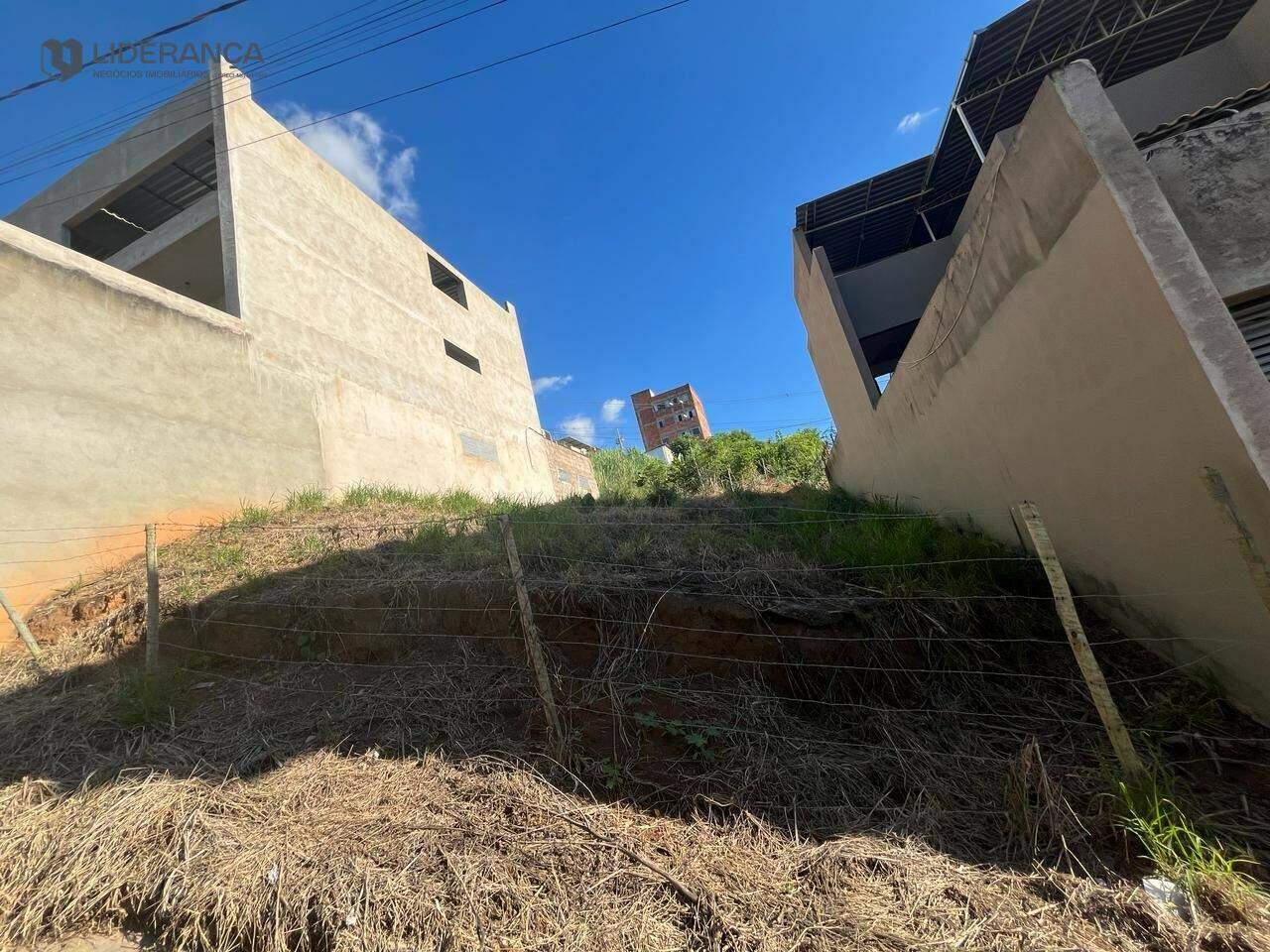 lote à venda no Zacarias: 