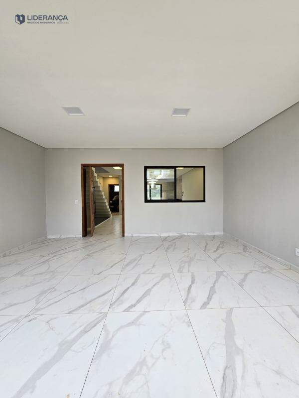 casa geminada à venda no Loteamento Residencial Jardins La vie: 
