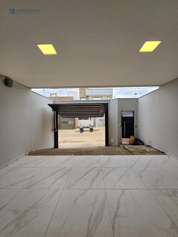 casa geminada à venda no Loteamento Residencial Jardins La vie: 