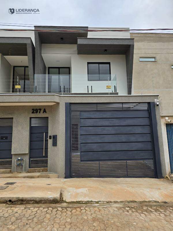 casa geminada à venda no Loteamento Residencial Jardins La vie: 