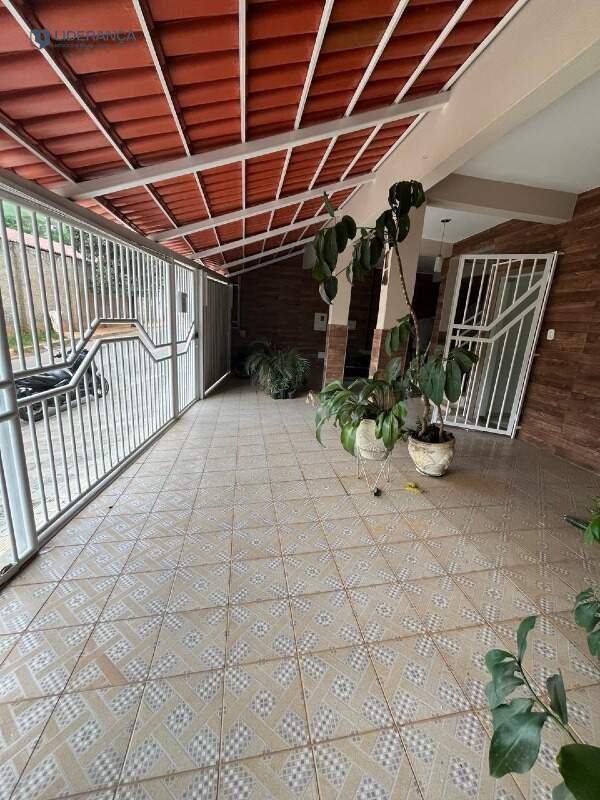 casa à venda no VALE DO SOL: 