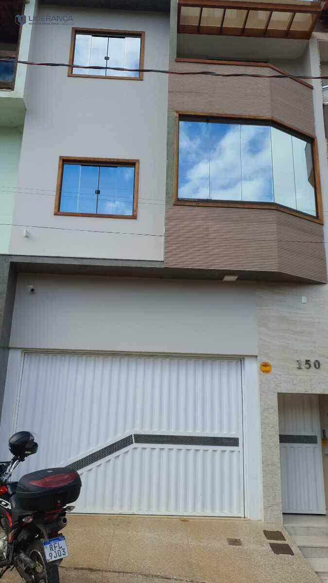 casa à venda no Dário Grossi: 