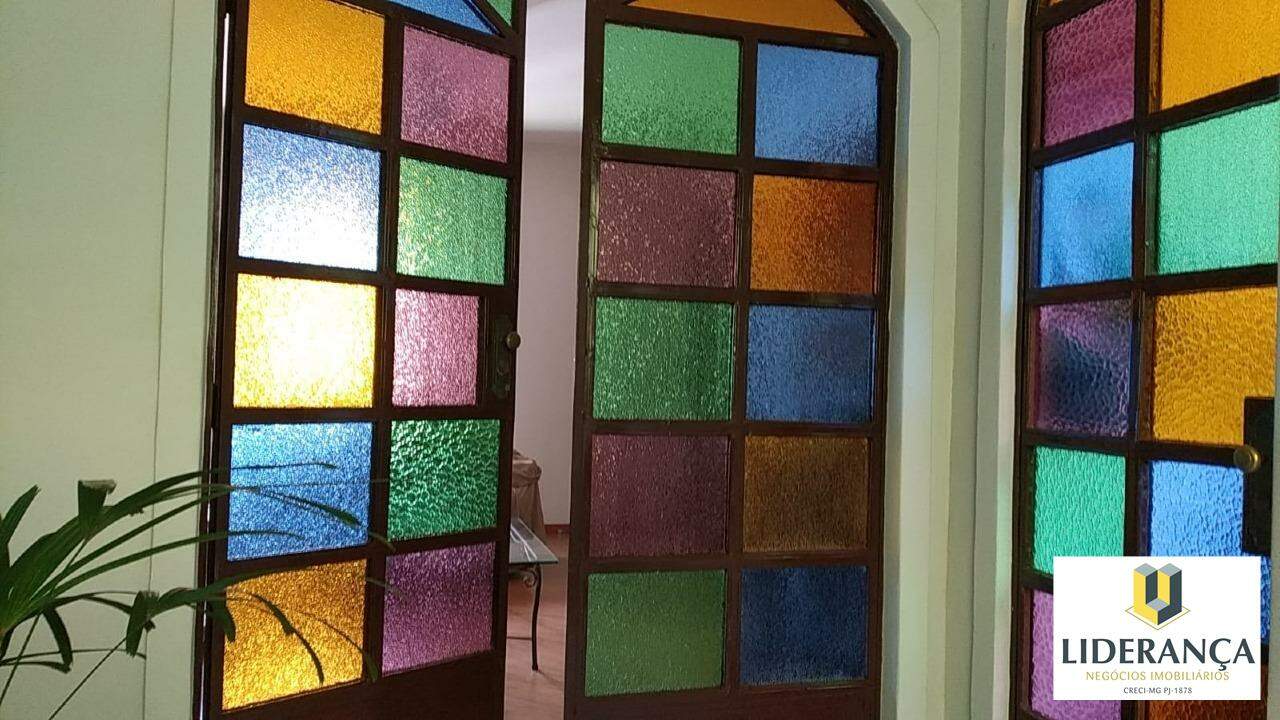 casa à venda no Centro: 