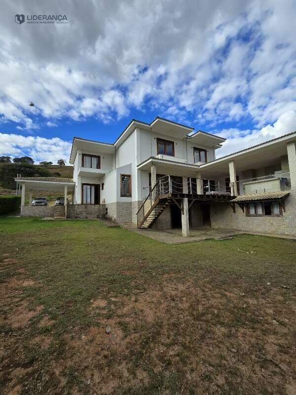 casa em condomínio à venda no Condomínio Residencial Lagoas da Serra: 