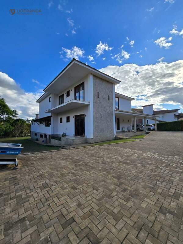 casa em condomínio à venda no Condomínio Residencial Lagoas da Serra: 