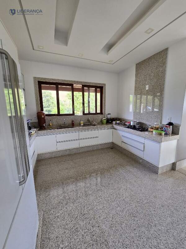 casa em condomínio à venda no Condomínio Residencial Lagoas da Serra: 