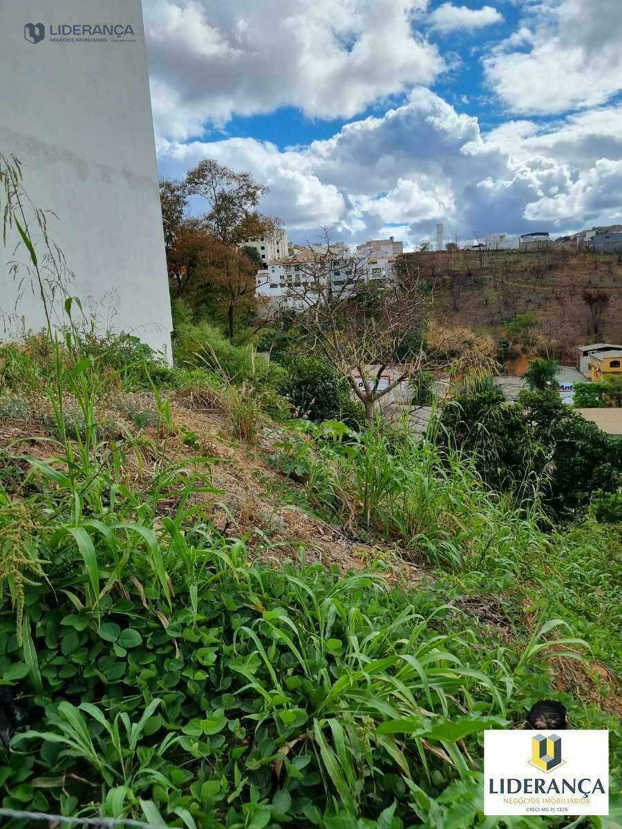 lote à venda no Santa Zita: 