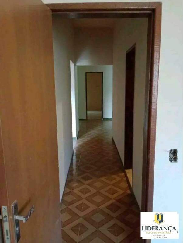 apartamento à venda no Santa Zita: hall dos quartos