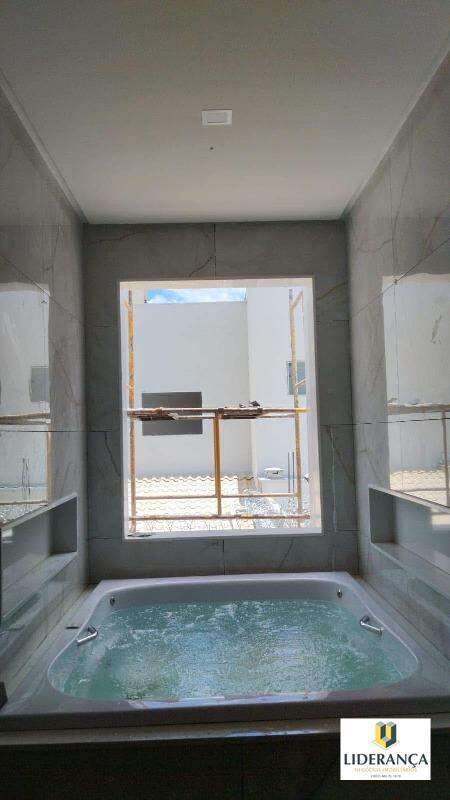 casa à venda no Salatiel: 