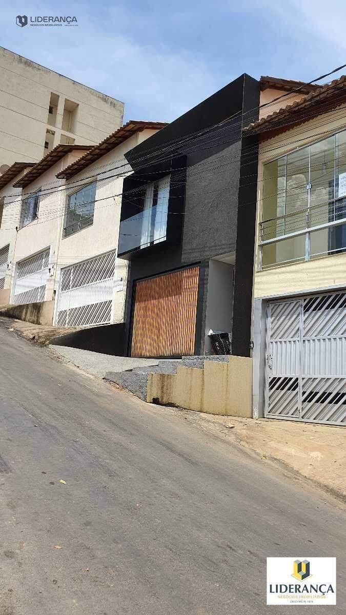 casa à venda no Centro: 