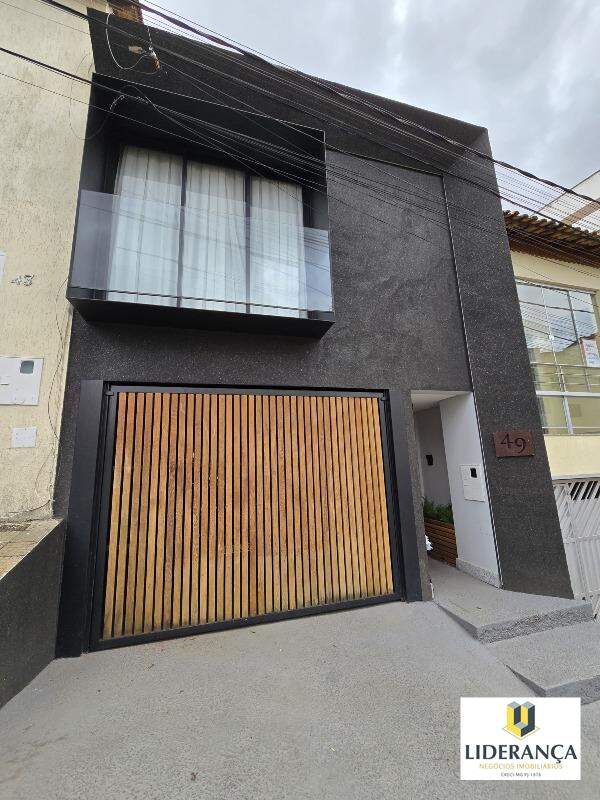 casa à venda no Centro: 