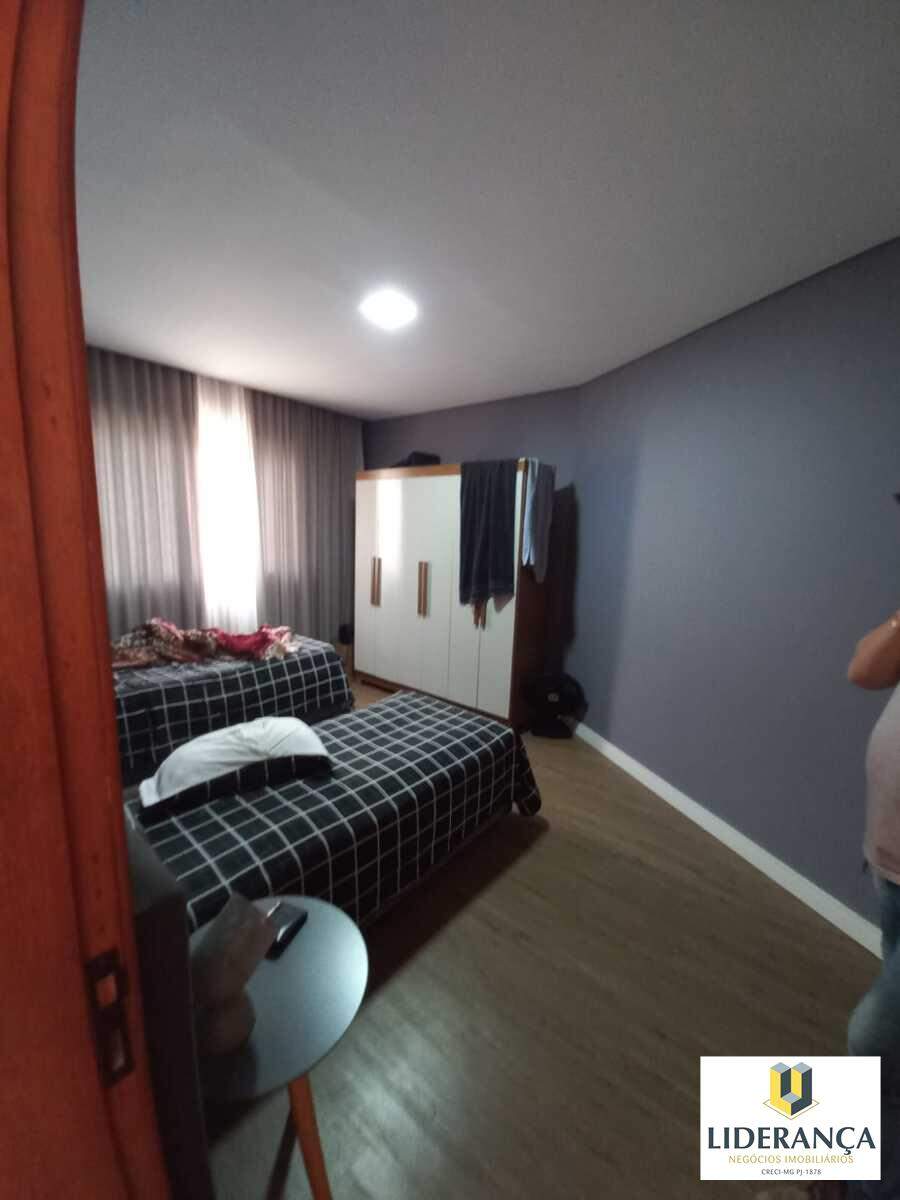 casa à venda no Zacarias: 
