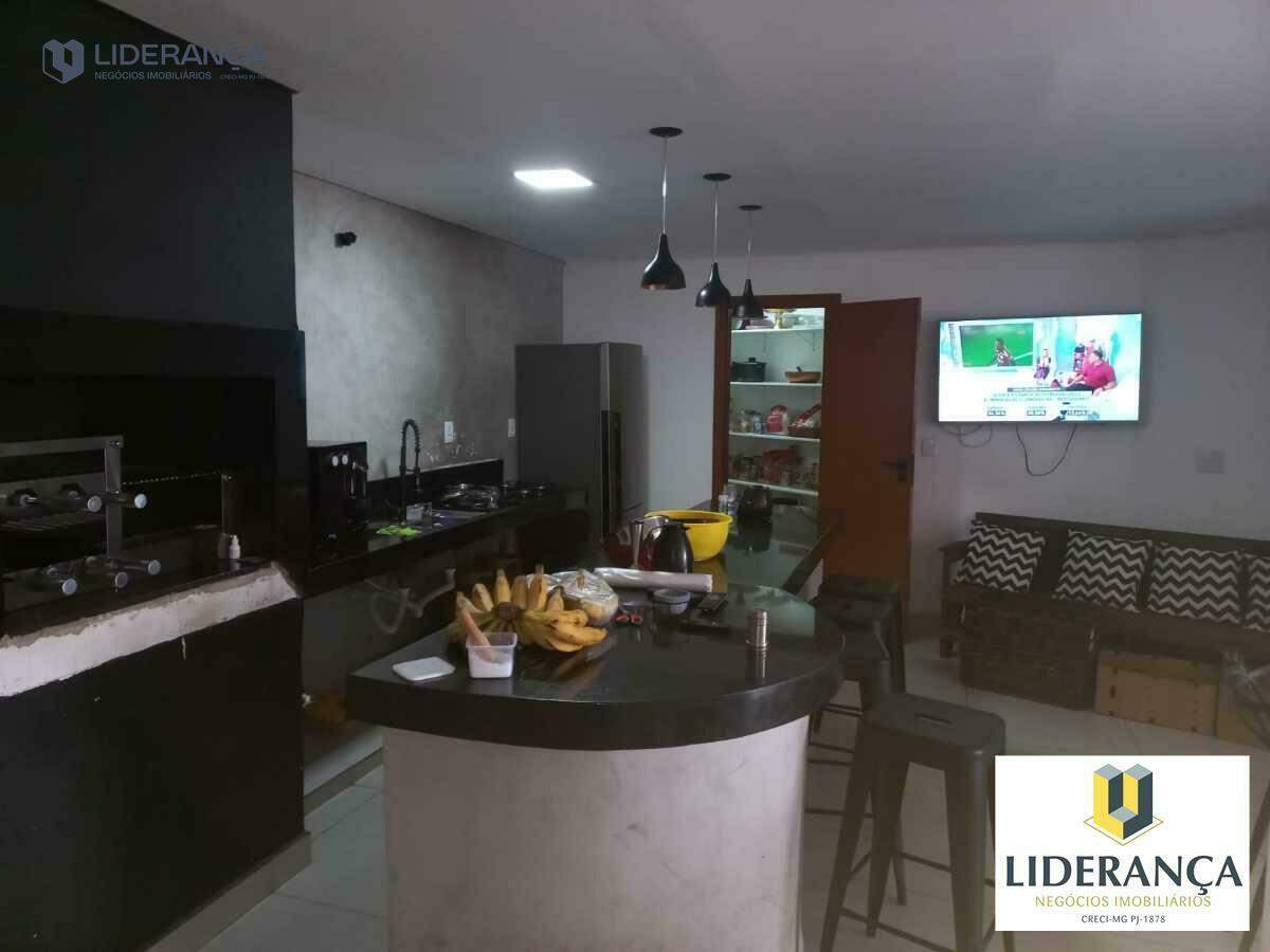 casa à venda no Zacarias: 