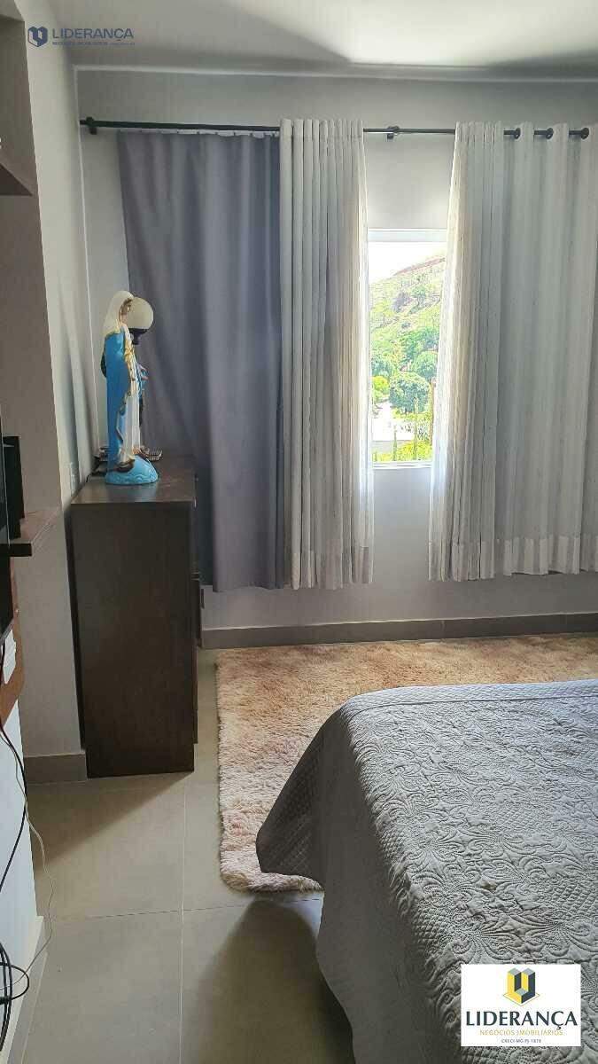 casa em condomínio à venda no Condomínio Residencial Lagoas da Serra: 