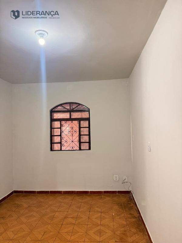 casa para aluguel no Centro: 