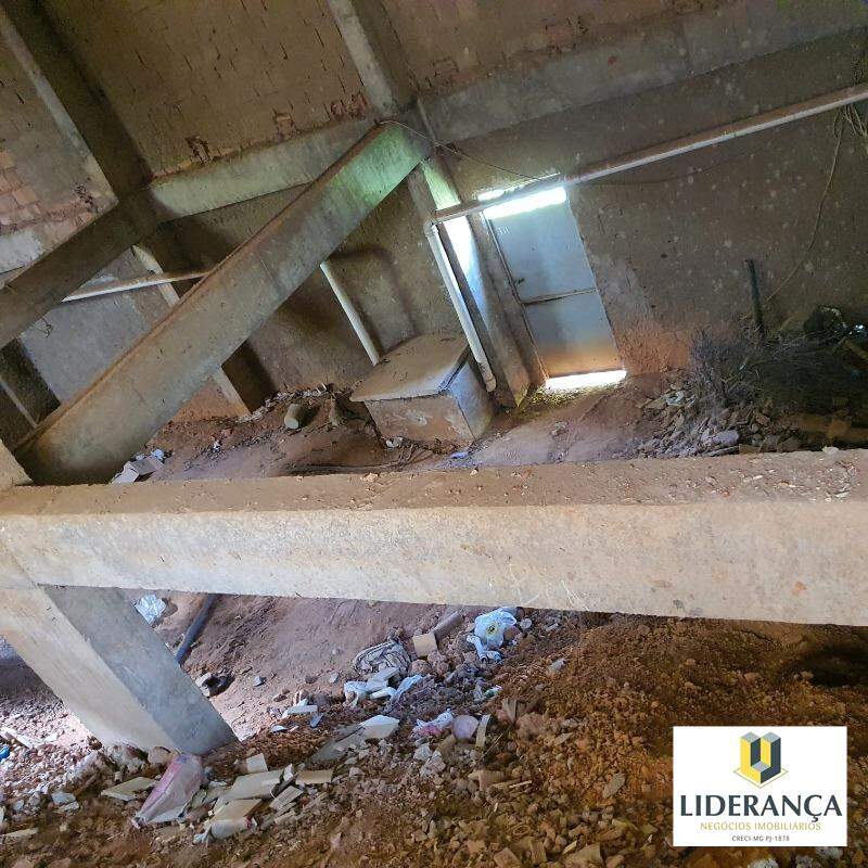 lote à venda no Manoel Ribeiro Sobrino: 