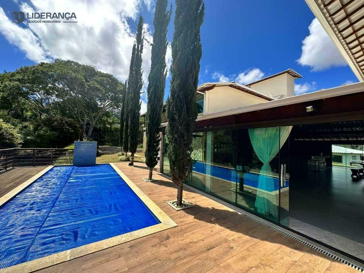 casa em condomínio à venda no Condomínio Fazendinha Vale das Águas: 