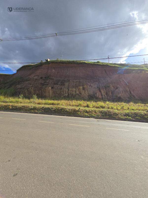 ponto comercial à venda no Dário Grossi: 