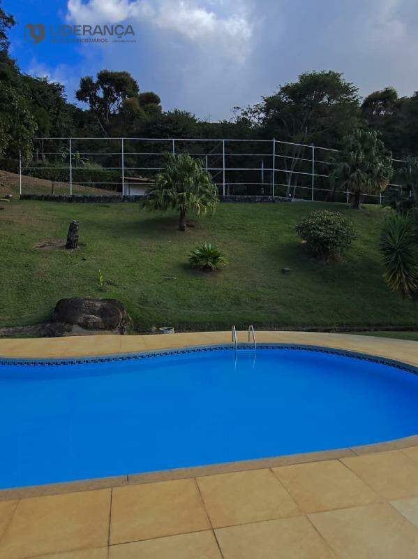 casa em condomínio à venda no Condomínio da cachoeira: 