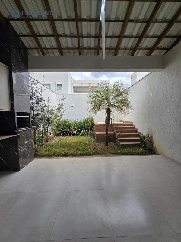 casa geminada à venda no Moacir Maria: 